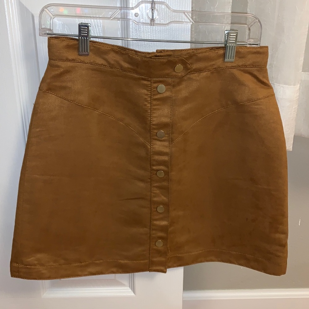 Women’s US 8 H&M Copper Suede Skirt